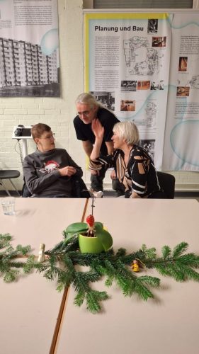 2E509BDD-9F45-4102-955D-9A8C86C21451